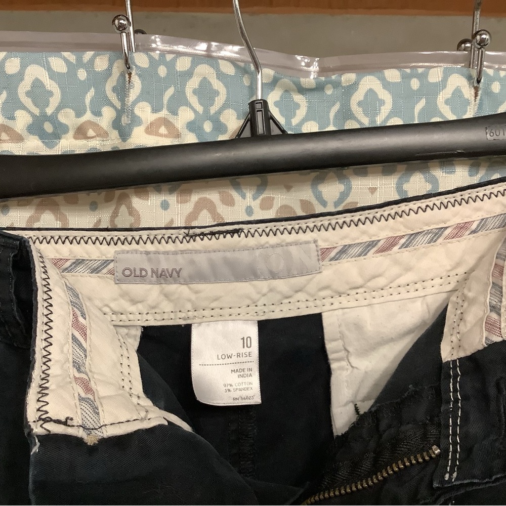 Womens Old Navy shorts sz 10